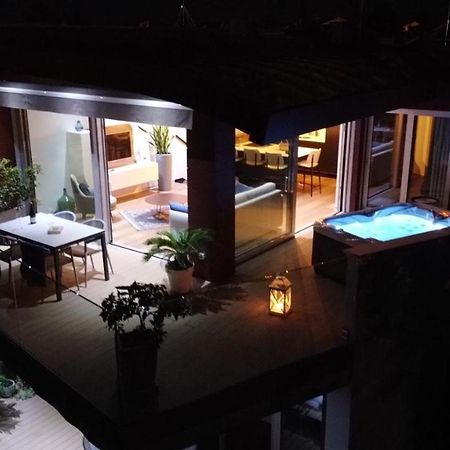 The Q Superior - A Penthouse With Jacuzzi And Sauna Rovinj Exterior foto