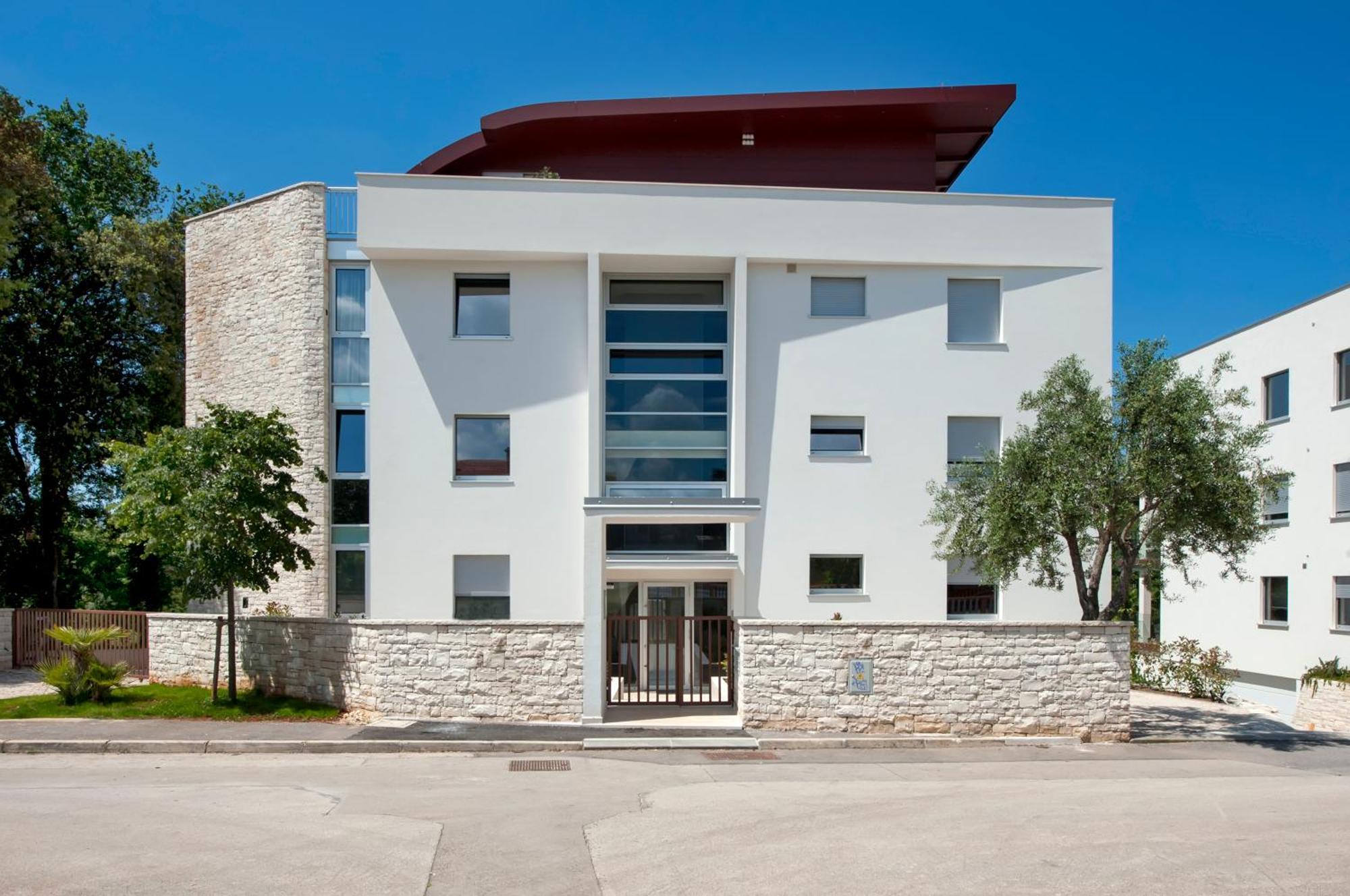 The Q Superior - A Penthouse With Jacuzzi And Sauna Rovinj Exterior foto