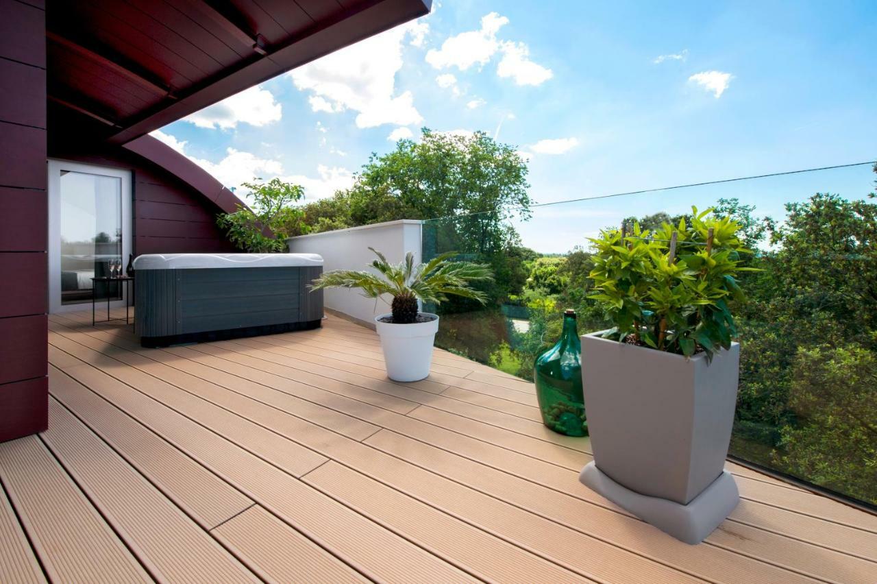 The Q Superior - A Penthouse With Jacuzzi And Sauna Rovinj Exterior foto