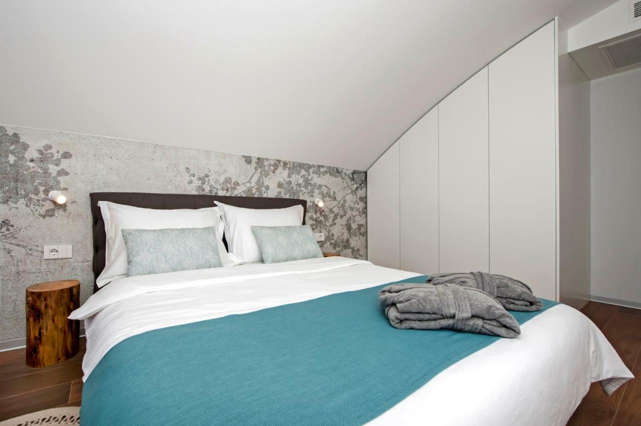 The Q Superior - A Penthouse With Jacuzzi And Sauna Rovinj Exterior foto