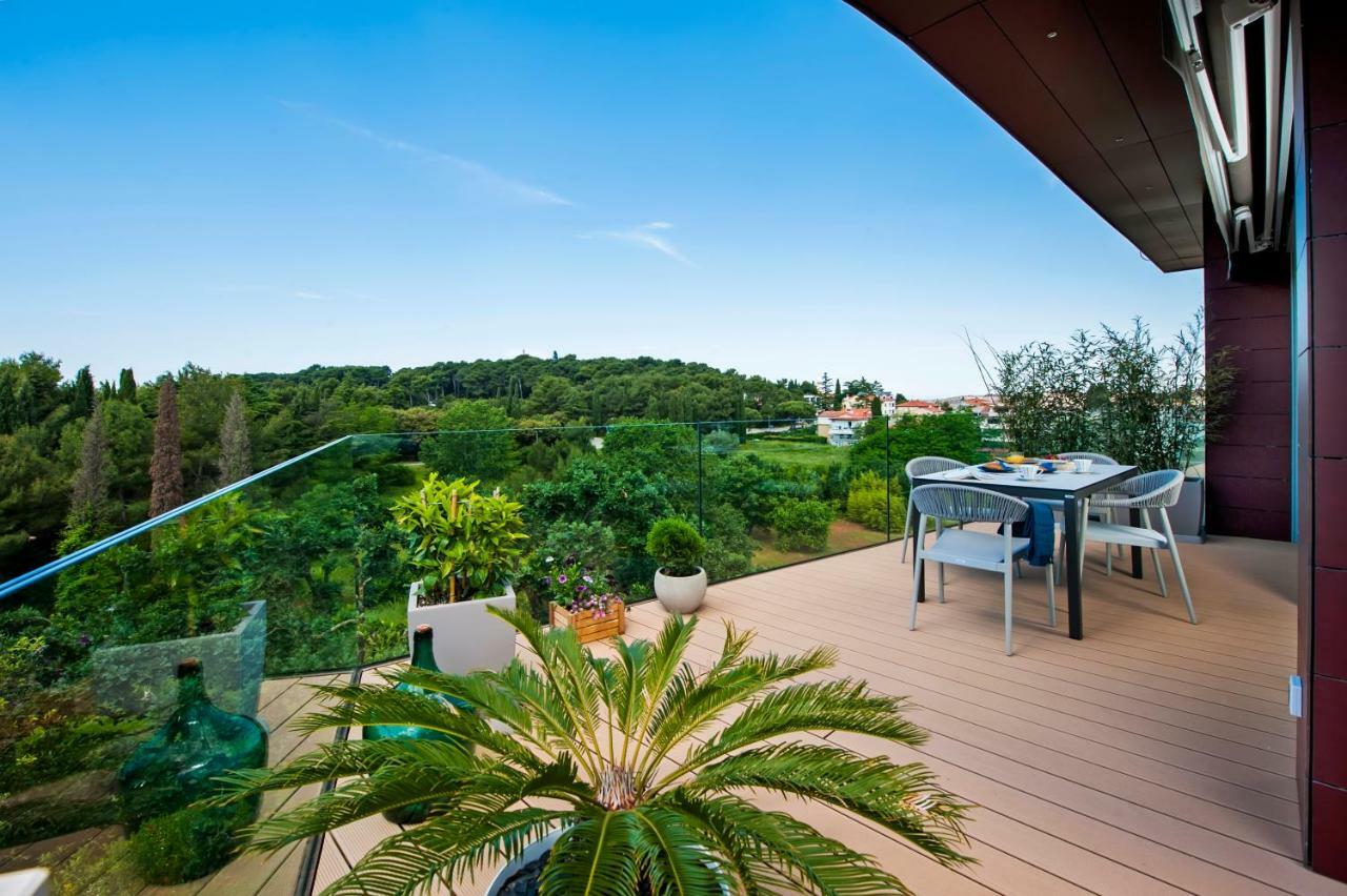The Q Superior - A Penthouse With Jacuzzi And Sauna Rovinj Exterior foto