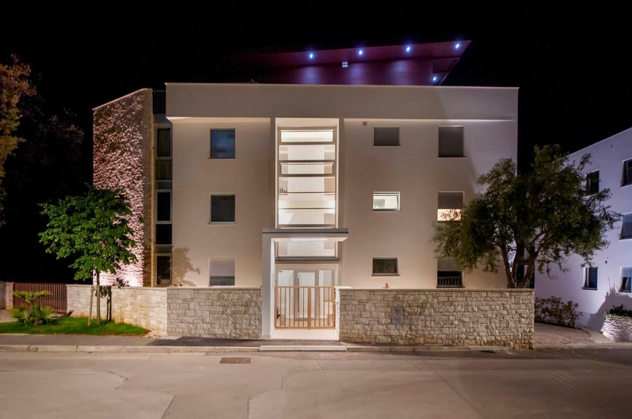 The Q Superior - A Penthouse With Jacuzzi And Sauna Rovinj Exterior foto