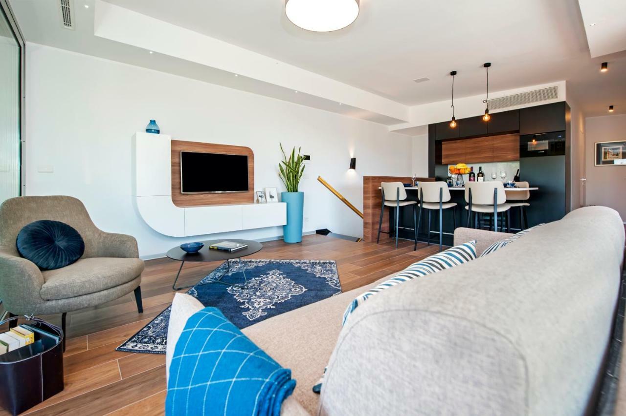 The Q Superior - A Penthouse With Jacuzzi And Sauna Rovinj Exterior foto