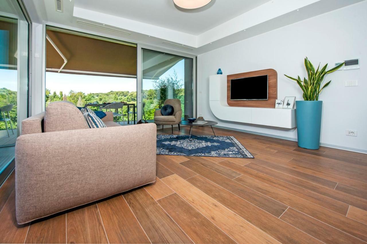 The Q Superior - A Penthouse With Jacuzzi And Sauna Rovinj Exterior foto