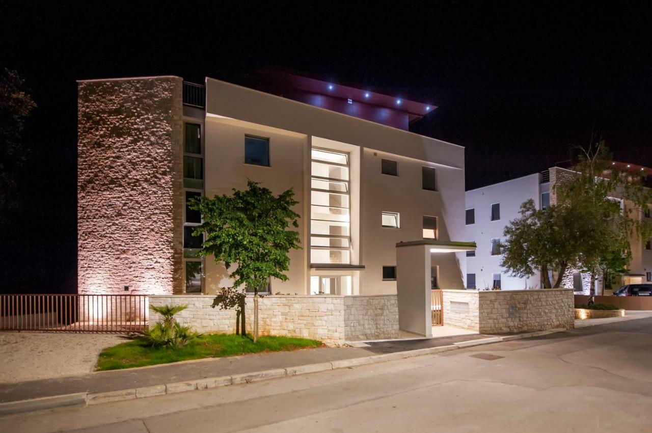 The Q Superior - A Penthouse With Jacuzzi And Sauna Rovinj Exterior foto