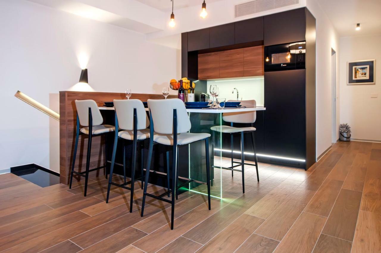 The Q Superior - A Penthouse With Jacuzzi And Sauna Rovinj Exterior foto
